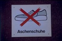 Aschenschuhe-Verbot